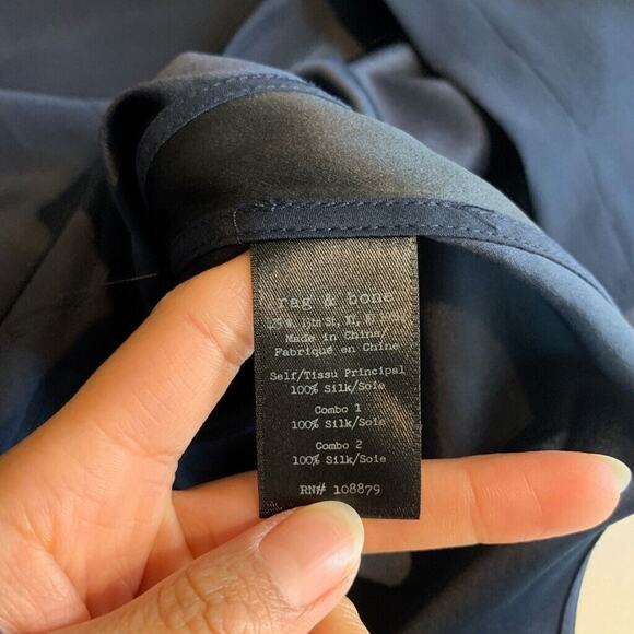 Rag & Bone Shirt Womens XS Extra Small Navy Black Silk Hidden Button Shirttail - Picture 9 of 11